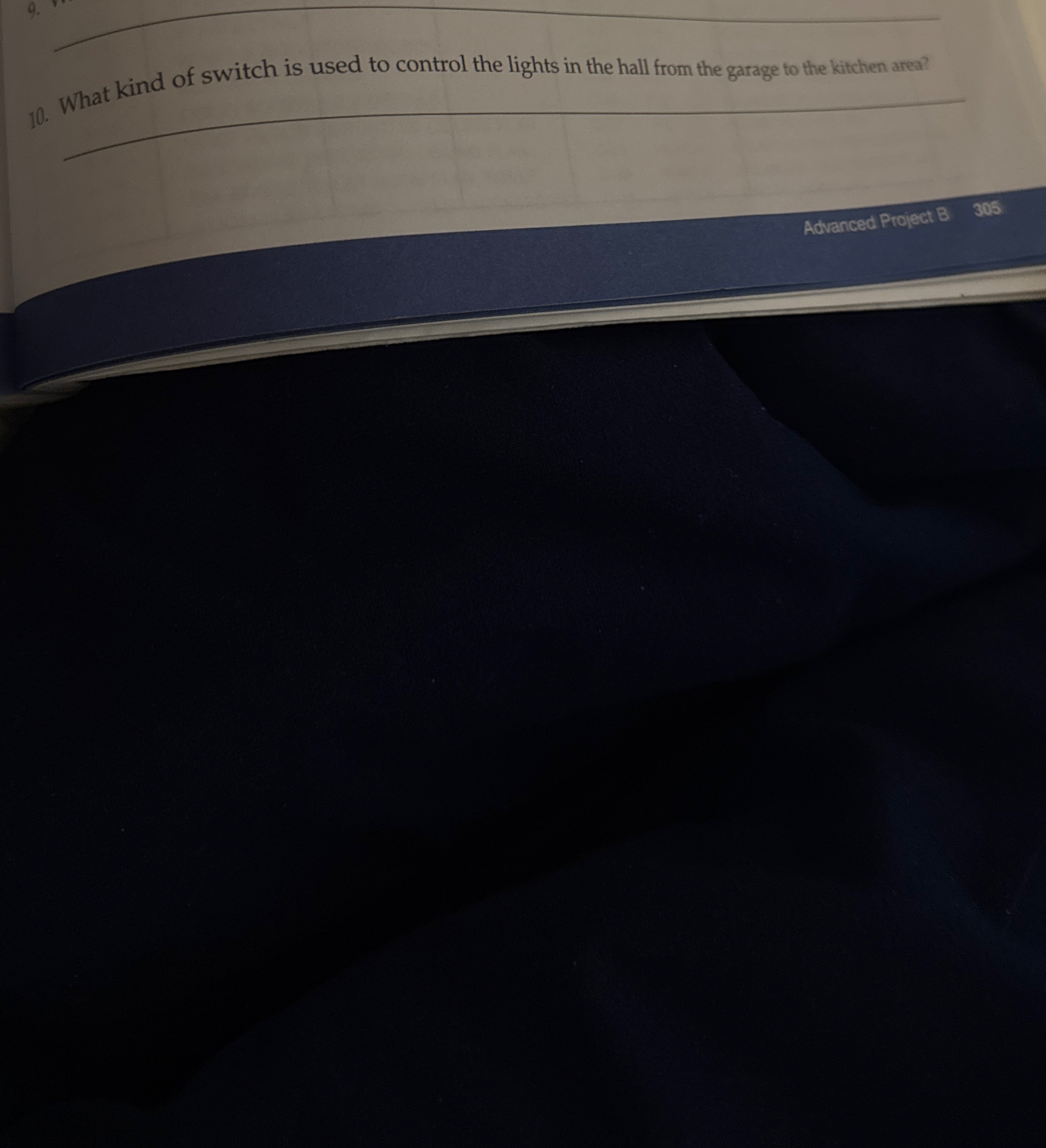 What kind of switch is used to control the lights