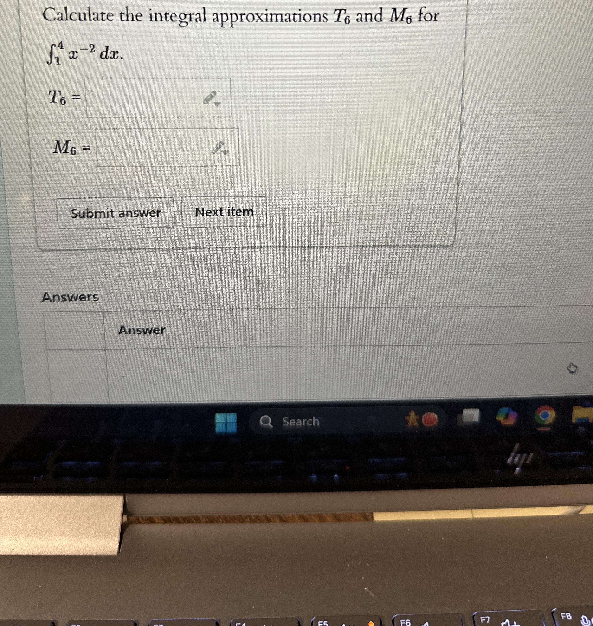Calculate the integral approximations T 6 and M 6