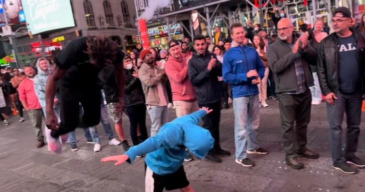 Using the Streets to Tell a Story of your City