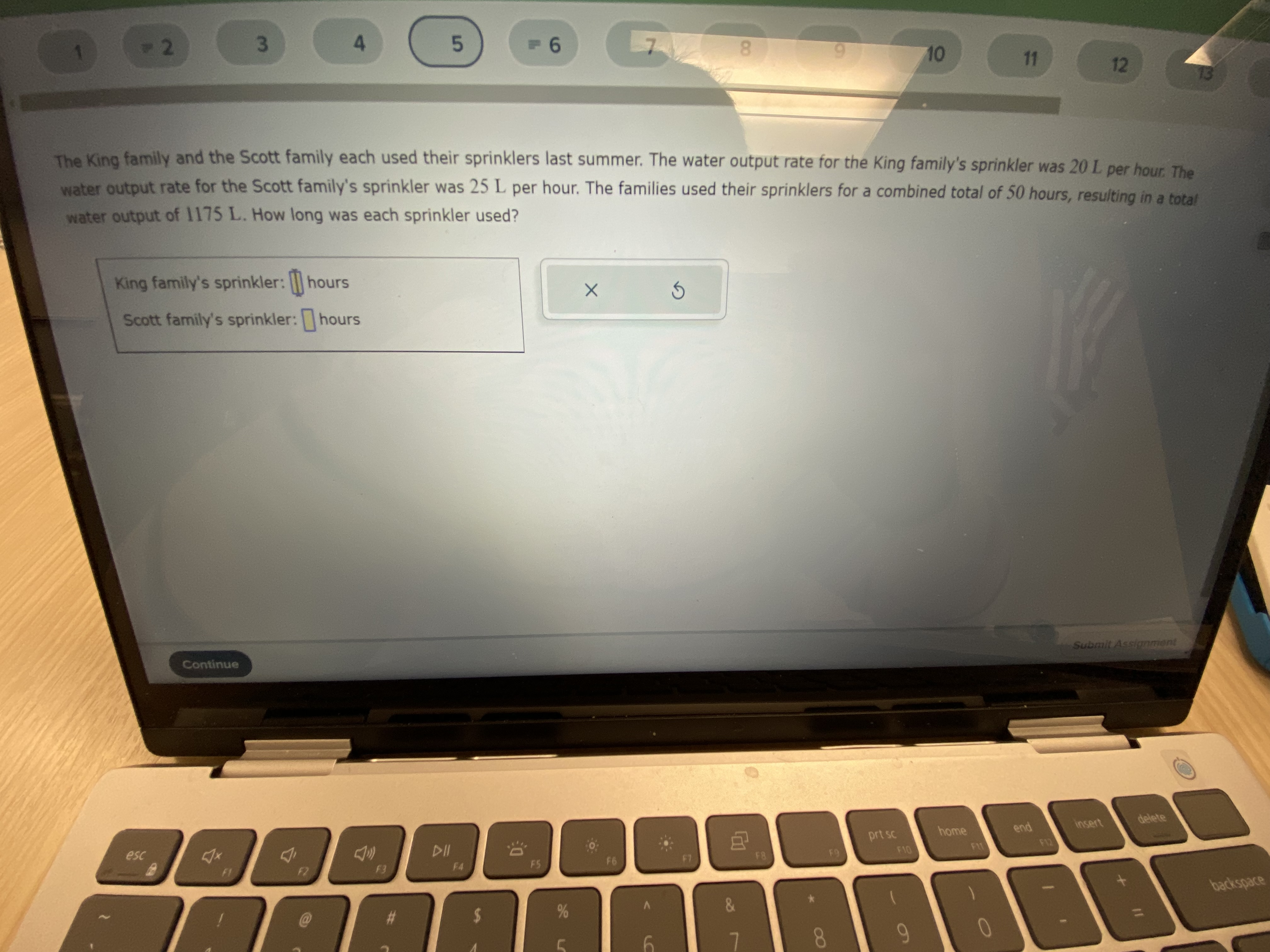 Find the domain of the function. u (x) =V-x+8