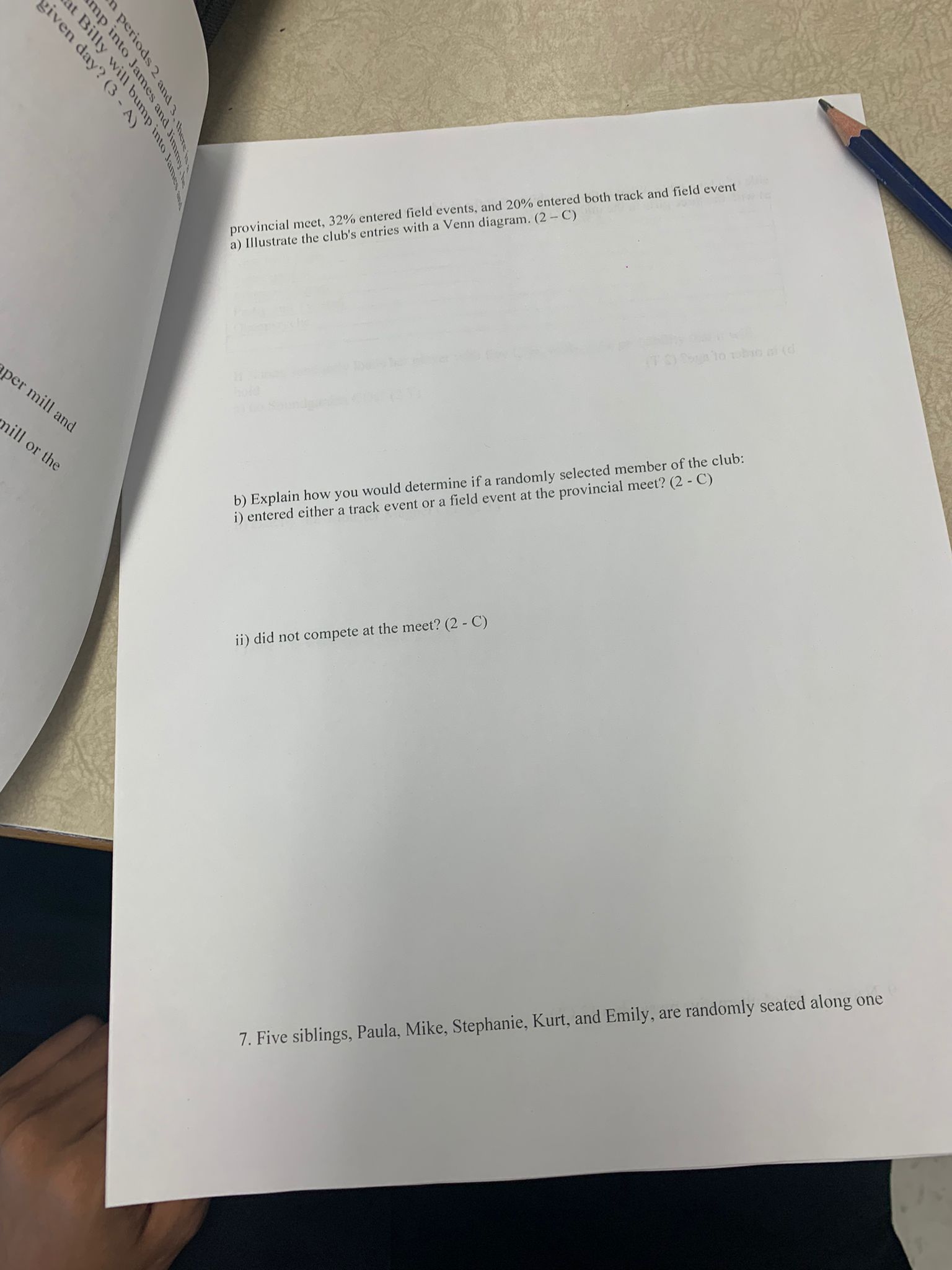 \f\f\f\fTest Cha ter 6 l. A jumbled desk drawer