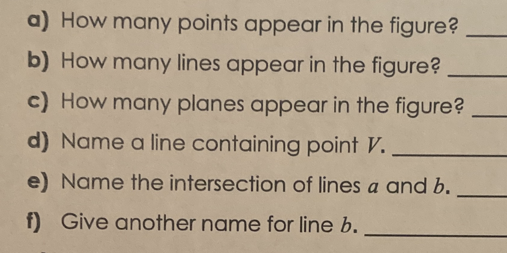 a) How many points appear in the figure? b) How