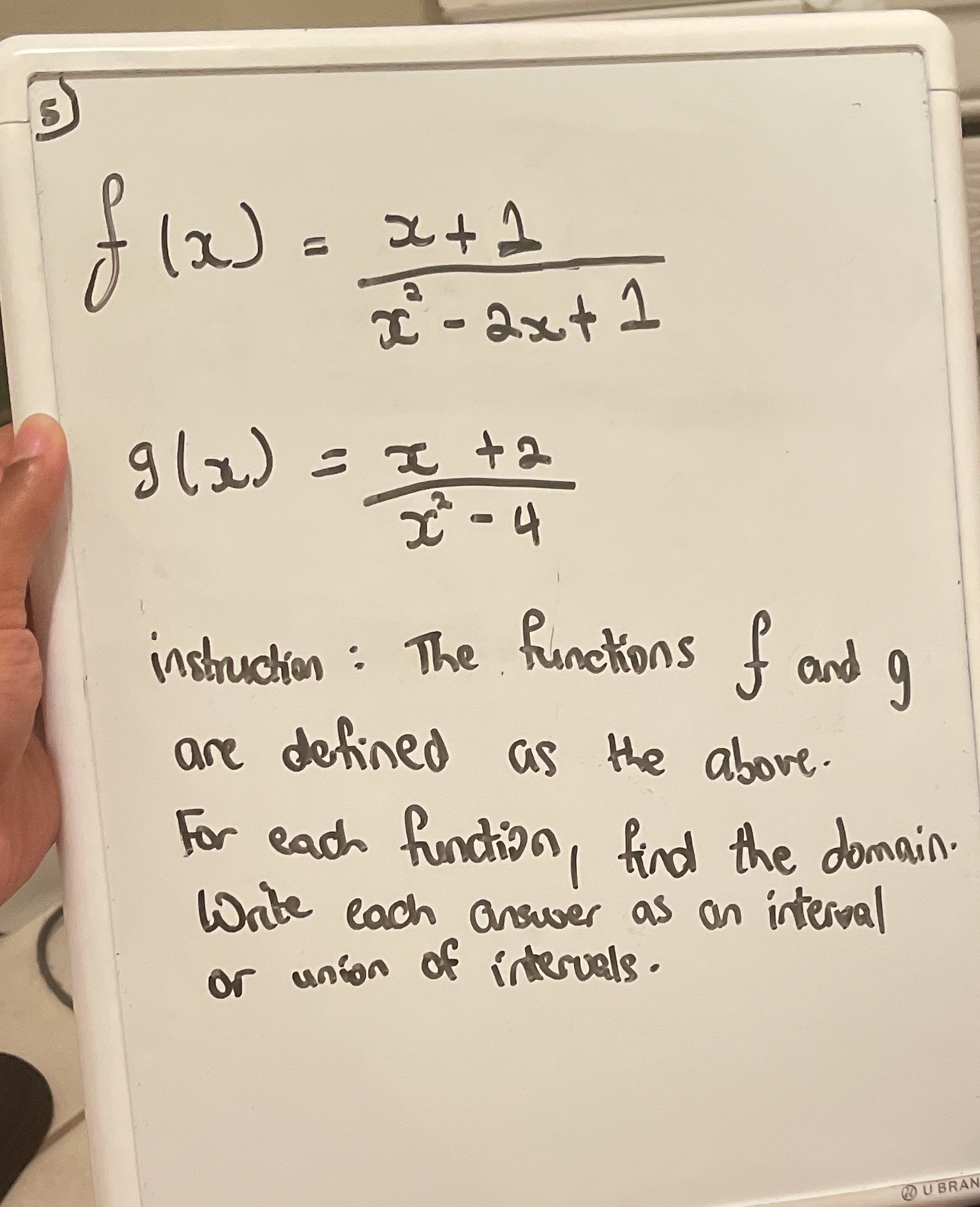 S) (2) = 2+1 36 - 2x+ 1 g (x) = I +2 X - 4
