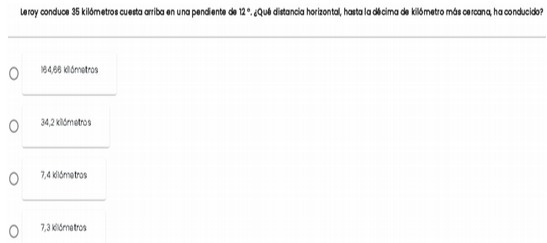 Leroy conduce 35 kilometres cuesta arriba on una