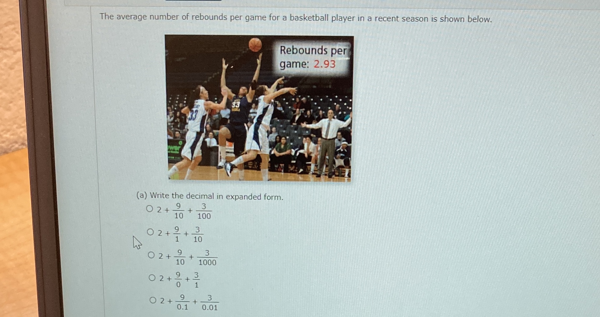The average number of rebounds per game for a