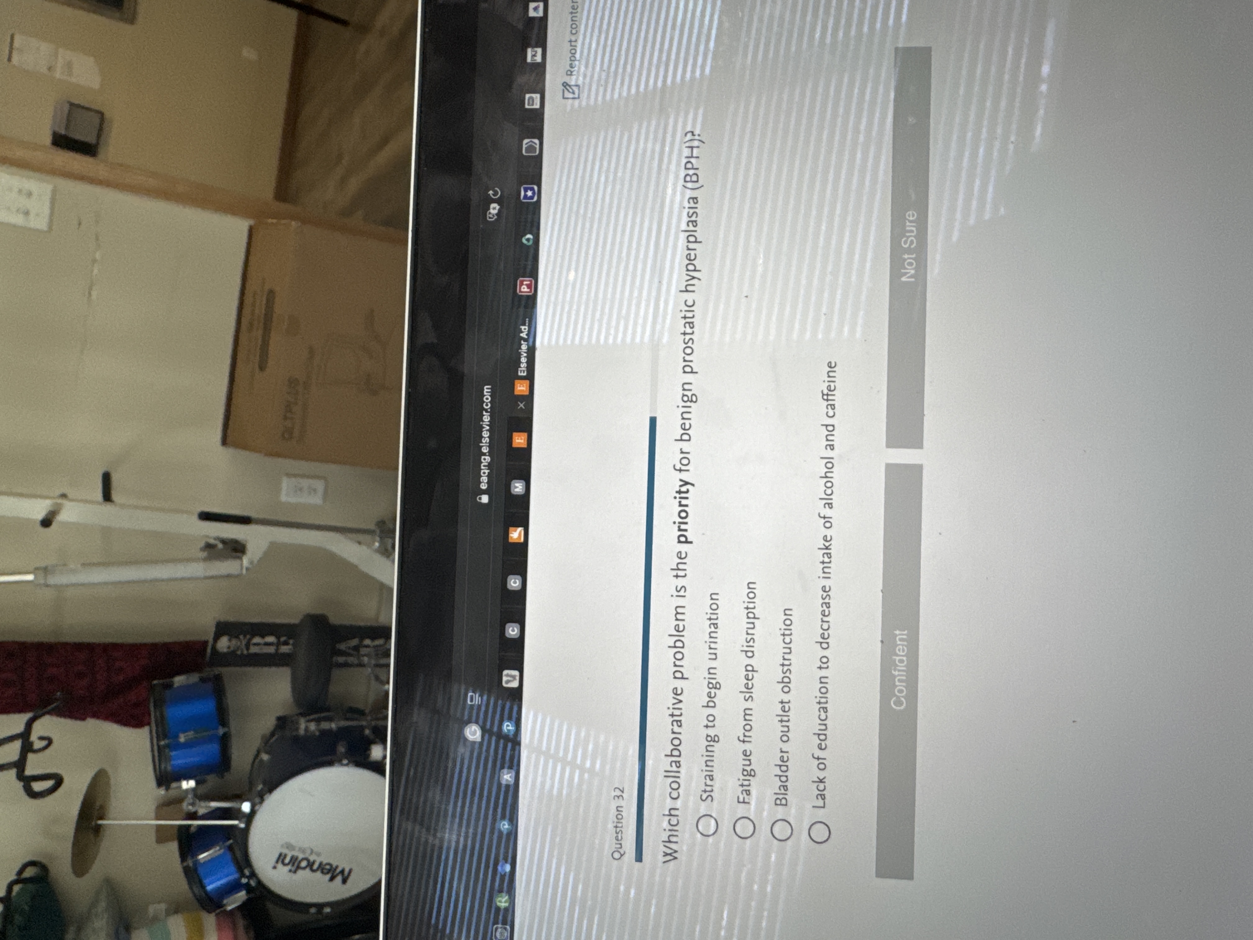 Answer Mendini G eagng.elsevier.com c C M E X E