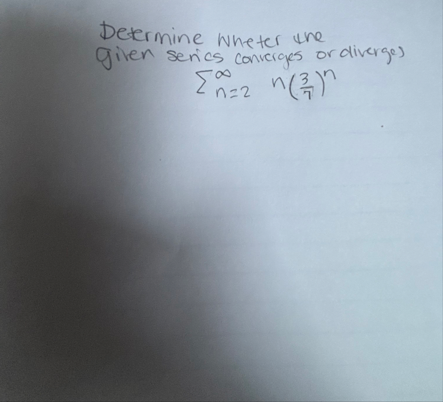 Determine wheter the given series converges or