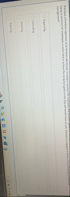 Shaniqua, a frontline supervisor at an Amazon