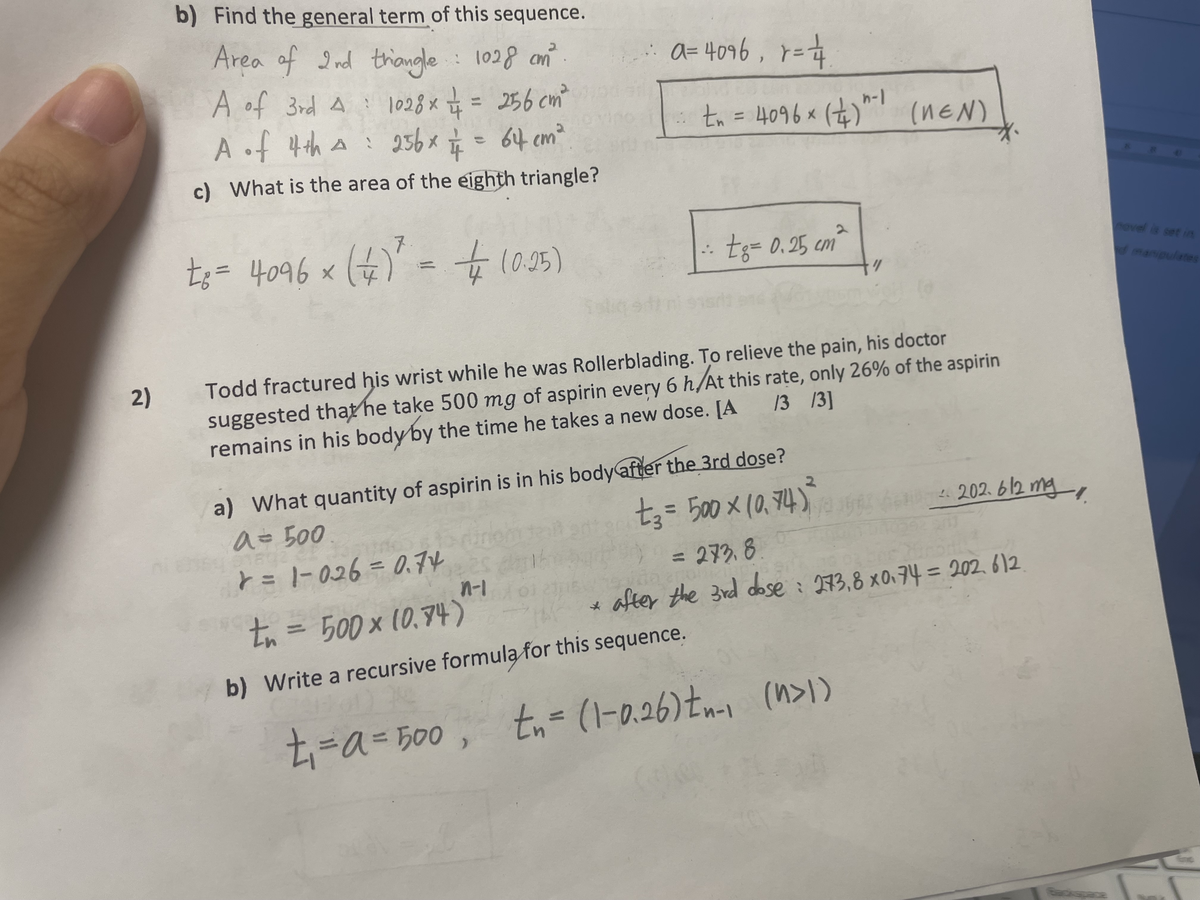 b) Find the general term of this sequence. Area