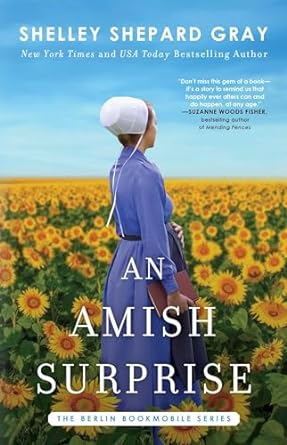 an amish surprise  shelley shepard gray 1982148454, 978-1982148454