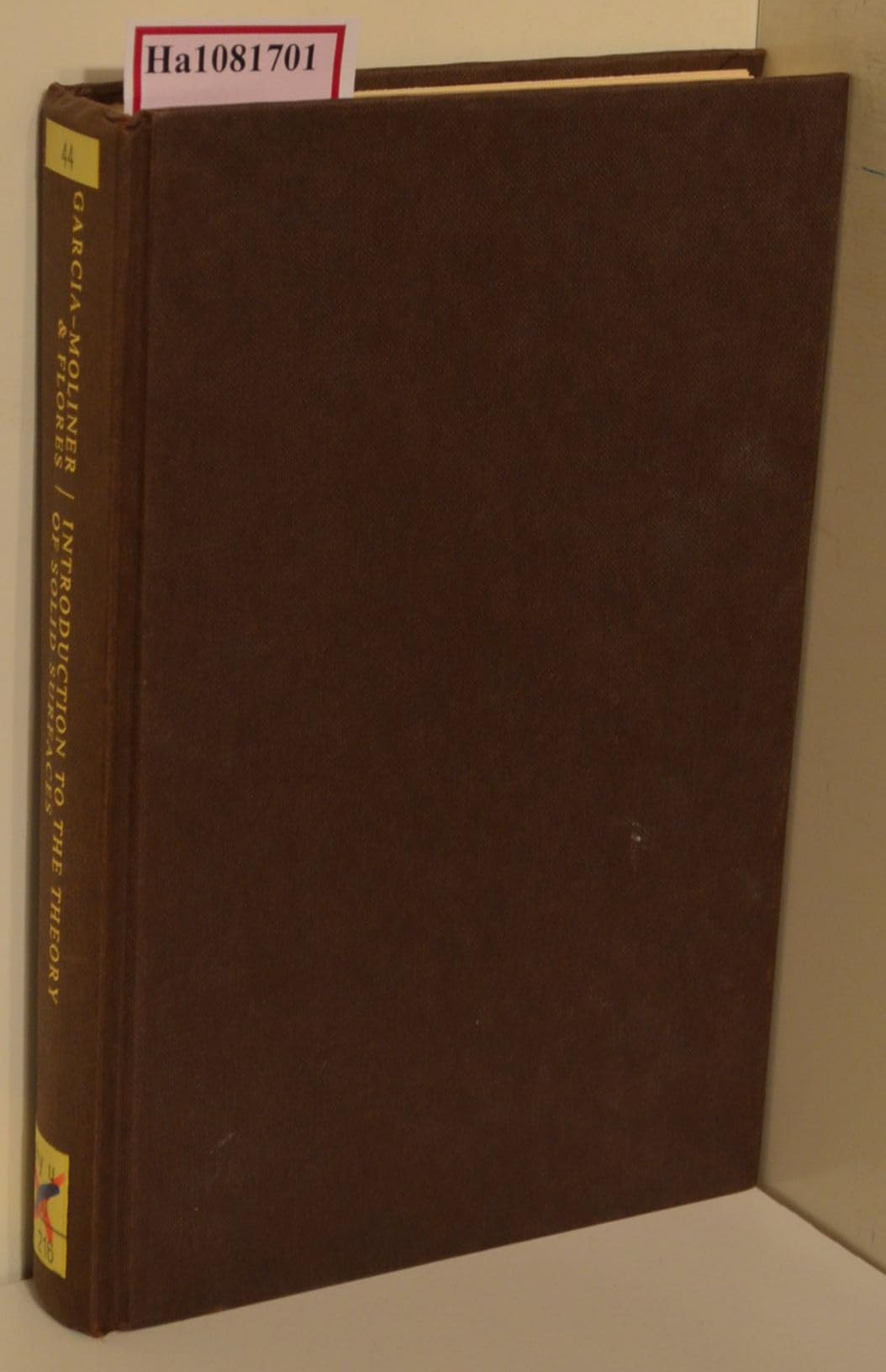 introduction to the theory of solid surfaces 1st edition garcia moliner, federico, flores, fernando