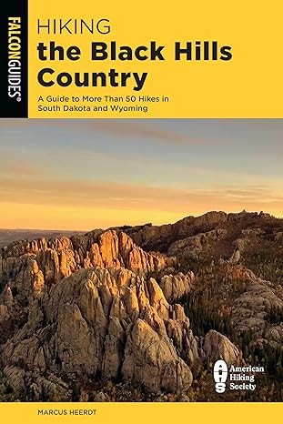 hiking the black hills country 1st edition bert gildart ,jane gildart ,marcus heerdt 1493043080,