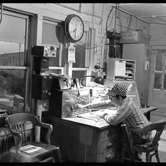 detroit railroad photographs taken during the last quarter of the twentieth century all in black and white