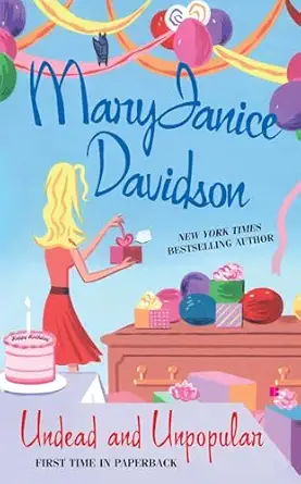 undead and unpopular  maryjanice davidson 0425215997, 978-0425215999